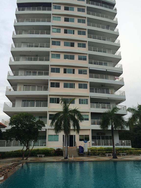Apartamento View Talay 5D Golf Pattaya Habitación foto
